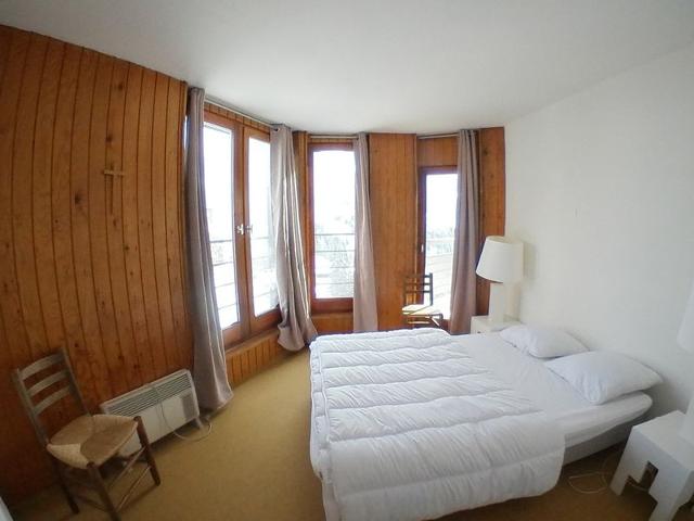 Spacious apartment for 6 in old Avoriaz, fireplace and ski locker FR-1-759-11 - Avoriaz