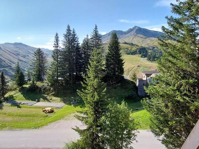 Charming Renovated Studio for 4 with Ski-In/Ski-Out Access in Morzine FR-1-759-42 - Avoriaz
