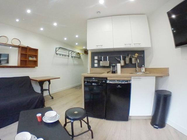 Charming Renovated Studio in Heart of Morzine for 3/4 People FR-1-759-44 - Avoriaz