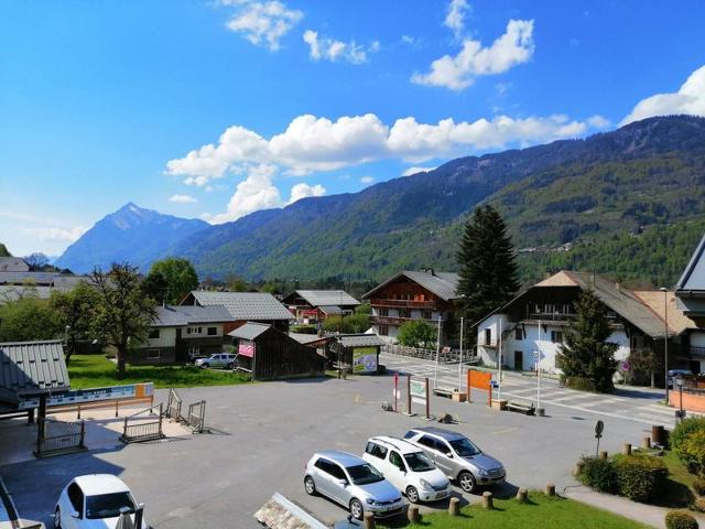 Cozy Apartment Near Ski Lift in Morillon – Sleeps 6, Great Location! FR-1-412-88 - Morillon Village