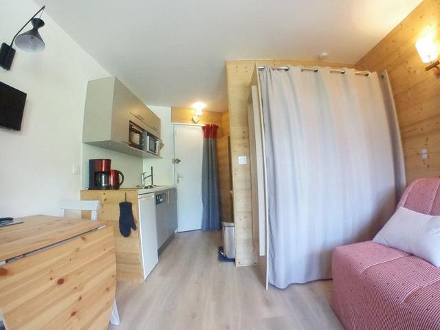 Renovated Studio for 4 - Ski-In/Ski-Out Access - Near Cable Car & Slopes in Morzine FR-1-759-51 - Avoriaz