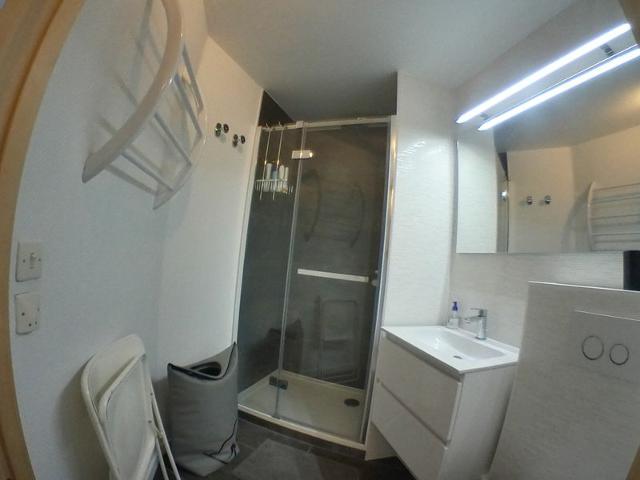 Stunning Apartment for 7, Ski-in/Ski-out, Sunny Balcony, Morzine FR-1-759-16 - Avoriaz