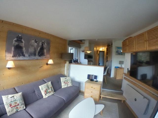 Stunning Apartment for 7, Ski-in/Ski-out, Sunny Balcony, Morzine FR-1-759-16 - Avoriaz