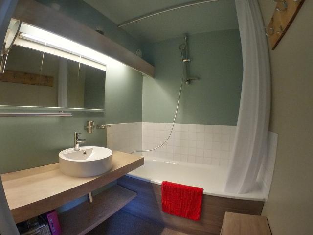 Stunning Apartment for 7, Ski-in/Ski-out, Sunny Balcony, Morzine FR-1-759-16 - Avoriaz