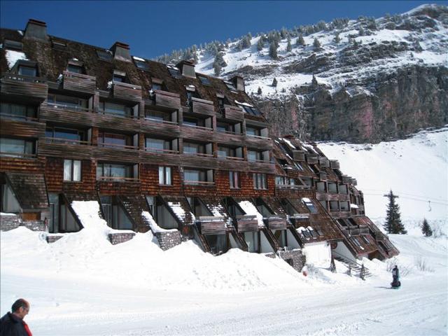 Beautiful Renovated Studio for 4 in Quiet Area, Ski-in/Ski-out Access FR-1-759-20 - Avoriaz