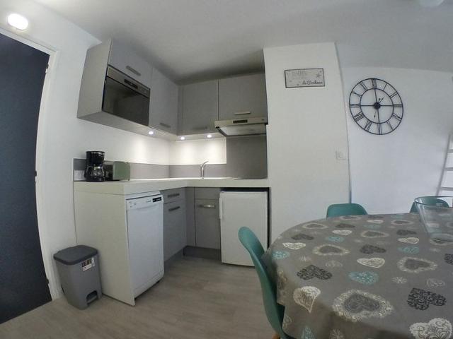 Beautiful Renovated Studio for 4 in Quiet Area, Ski-in/Ski-out Access FR-1-759-20 - Avoriaz