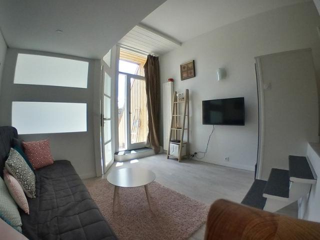 Beautiful Renovated Studio for 4 in Quiet Area, Ski-in/Ski-out Access FR-1-759-20 - Avoriaz