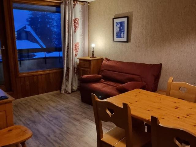 Apartment for 4 on Promenade des Ardoisières, Ski-in/Ski-out Access FR-1-759-10 - Avoriaz