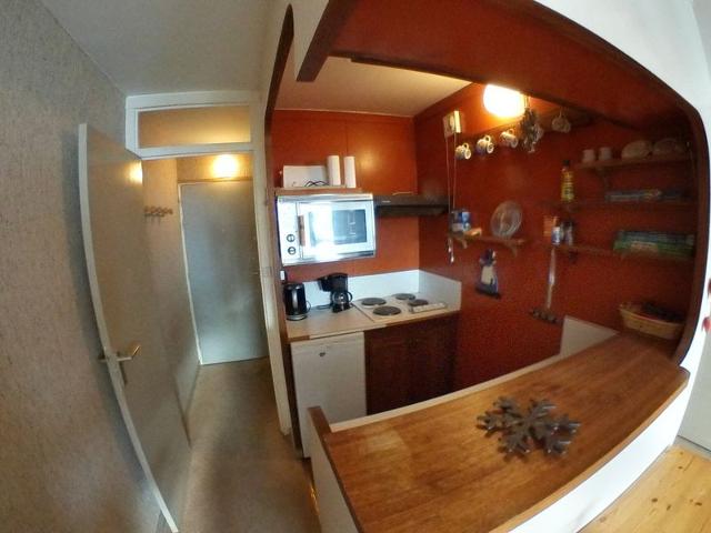 Apartment for 4 on Promenade des Ardoisières, Ski-in/Ski-out Access FR-1-759-10 - Avoriaz