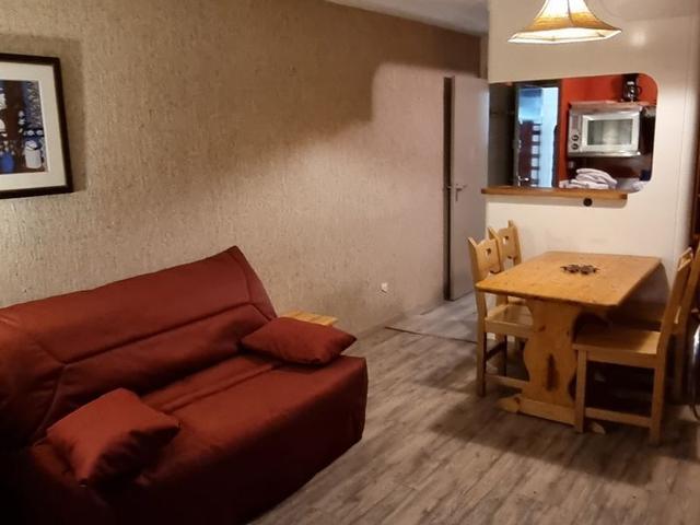 Apartment for 4 on Promenade des Ardoisières, Ski-in/Ski-out Access FR-1-759-10 - Avoriaz