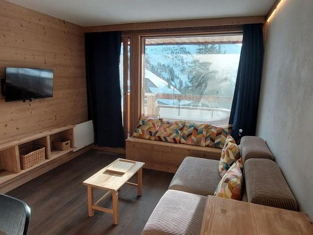 Apartment for 4 on Promenade des Ardoisières, Ski-in/Ski-out Access FR-1-759-10 - Avoriaz