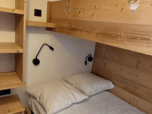 Apartment for 4 on Promenade des Ardoisières, Ski-in/Ski-out Access FR-1-759-10 - Avoriaz