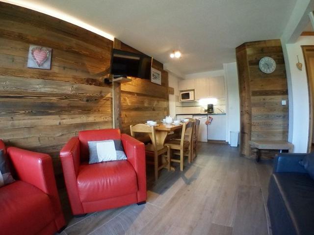 Charming 2BR Cabin for 6 with Wifi in Avoriaz, ski-in/ski-out FR-1-759-25 - Avoriaz
