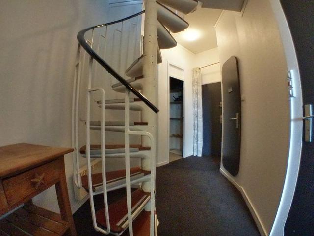 Quiet Triplex Apartment Sleeps 6, Ski-In/Ski-Out, WiFi FR-1-759-40 - Avoriaz