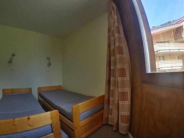 Apartment with balcony, ski-in/ski-out, 4 ppl, Hauts Forts FR-1-759-46 - Avoriaz