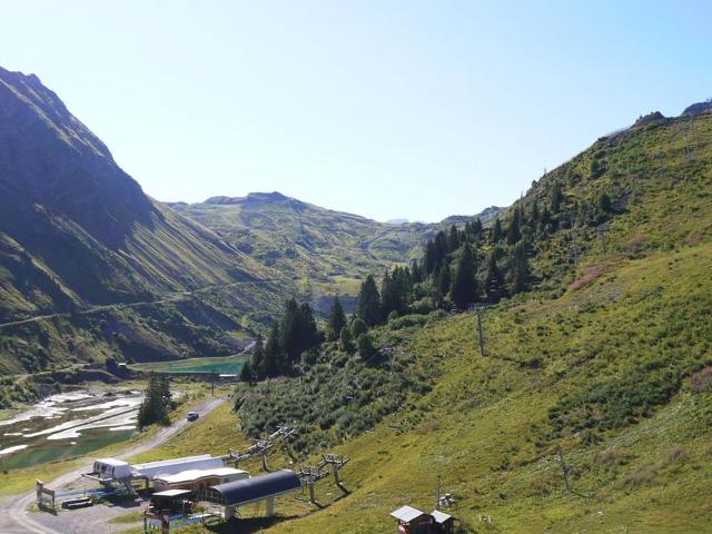 Apartment with balcony, ski-in/ski-out, 4 ppl, Hauts Forts FR-1-759-46 - Avoriaz