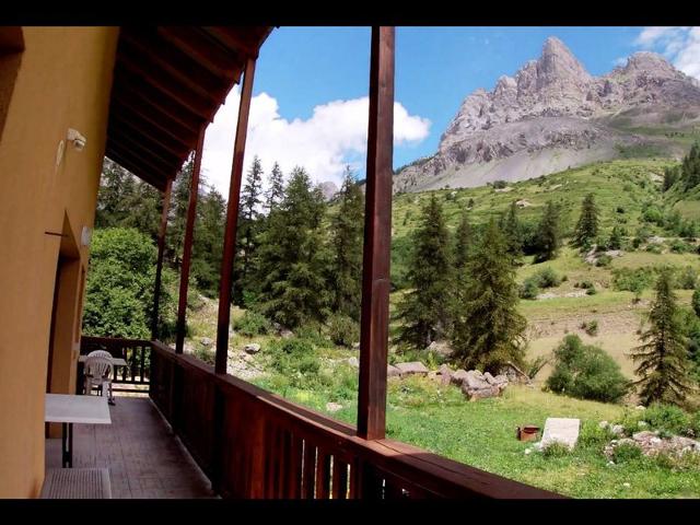 6-room chalet with fireplace, private parking near Monêtier-les-Bains FR-1-762-30 - Serre Chevalier 1500 - Monêtier Les Bains