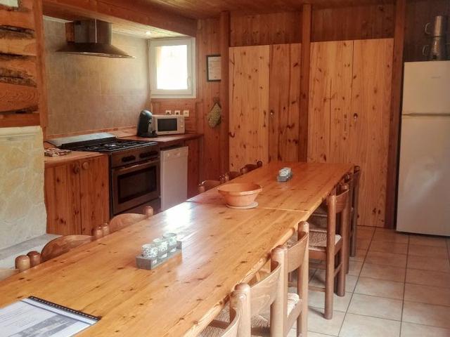 6-room chalet with fireplace, private parking near Monêtier-les-Bains FR-1-762-30 - Serre Chevalier 1500 - Monêtier Les Bains