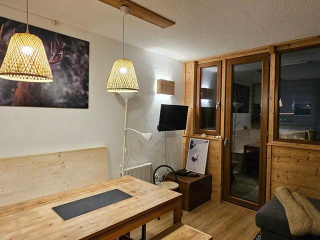Renovated 6 pax apartment in downtown with balcony and WiFi FR-1-759-38 - Avoriaz