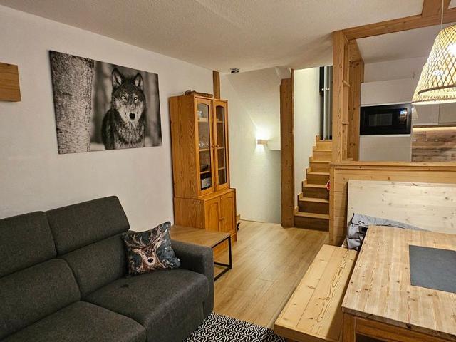 Renovated 6 pax apartment in downtown with balcony and WiFi FR-1-759-38 - Avoriaz