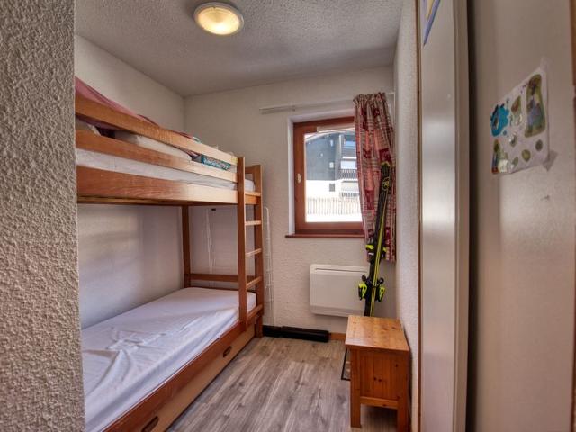 Bright apartment at the foot of the slopes, south terrace, 2 bedrooms FR-1-642-84 - Morillon Village