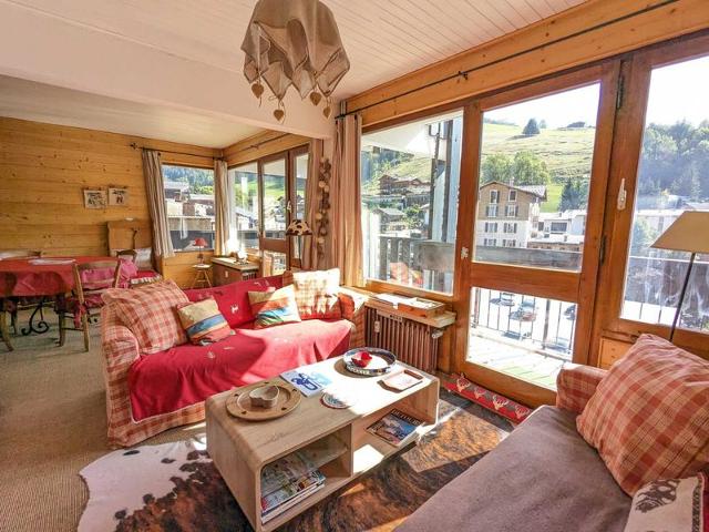 Charming 1BR Apartment in Village Center, Close to Ski Lifts and Amenities FR-1-459-215 - La Clusaz
