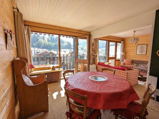 Charming 1BR Apartment in Village Center, Close to Ski Lifts and Amenities FR-1-459-215 - La Clusaz