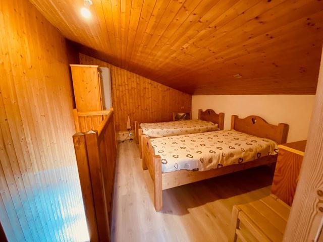 Duplex Apartment in Village Center with Balcony and Mountain View FR-1-459-216 - La Clusaz