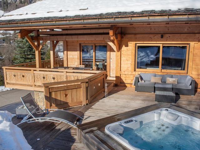 Cozy Chalet for 11, Near Slopes, Stunning Views, BBQ, Volleyball & More! - Le Grand-Bornand FR-1-467-58 - Le Grand Bornand