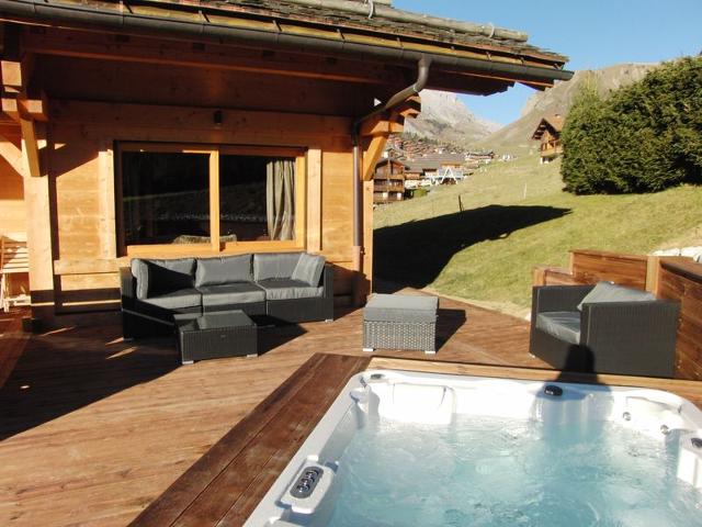 Cozy Chalet for 11, Near Slopes, Stunning Views, BBQ, Volleyball & More! - Le Grand-Bornand FR-1-467-58 - Le Grand Bornand