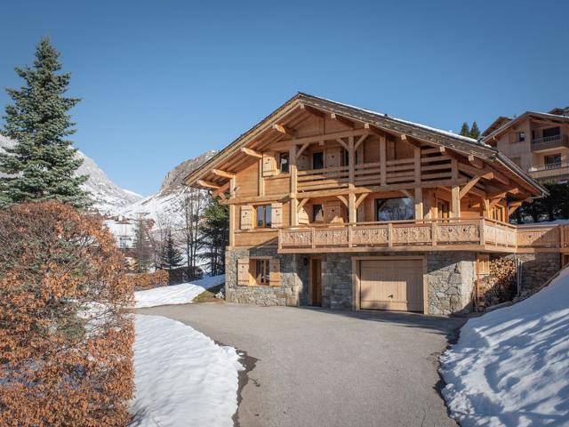 Cozy Chalet for 11, Near Slopes, Stunning Views, BBQ, Volleyball & More! - Le Grand-Bornand FR-1-467-58 - Le Grand Bornand