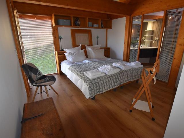 Luxury Chalet with Ski-In/Ski-Out, Sauna & Outdoor Jacuzzi at Le Grand-Bornand FR-1-467-68 - Le Grand Bornand