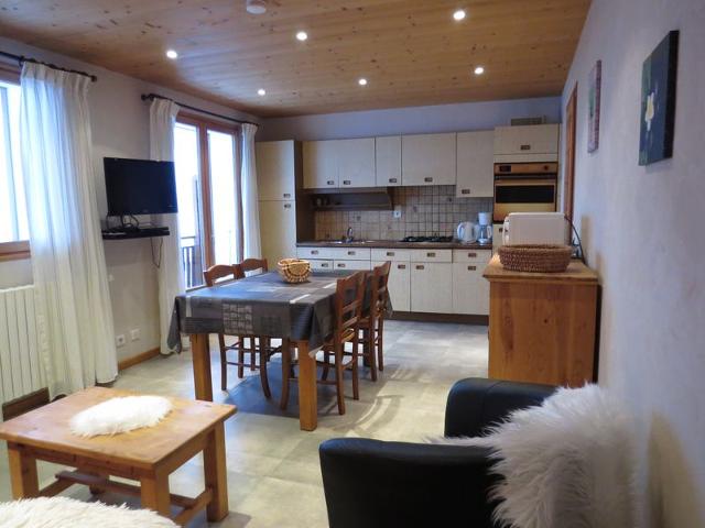 Cozy studio with balcony in Grand-Bornand, pets allowed, private parking FR-1-467-75 - Le Grand Bornand