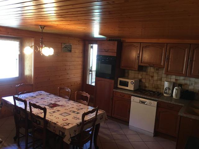 Chalet for 6/7 near center with equipped kitchen FR-1-467-66 - Le Grand Bornand