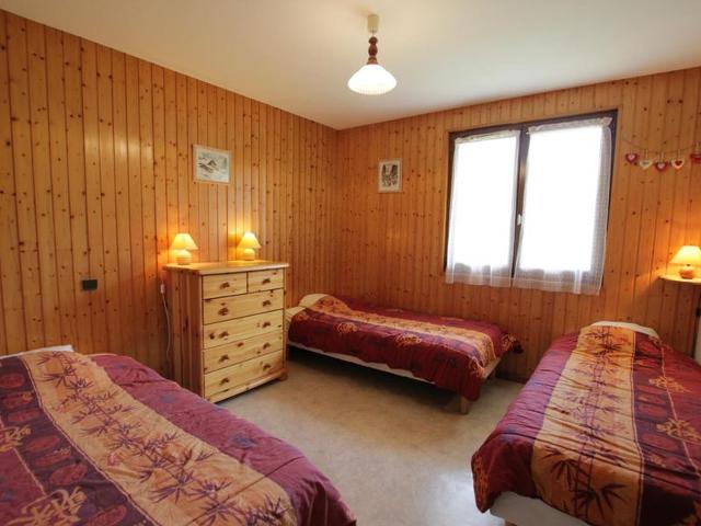 Spacious 2-BR Apartment in Le Grand-Bornand - Near Ski Slopes and Village Center FR-1-467-76 - Le Grand Bornand