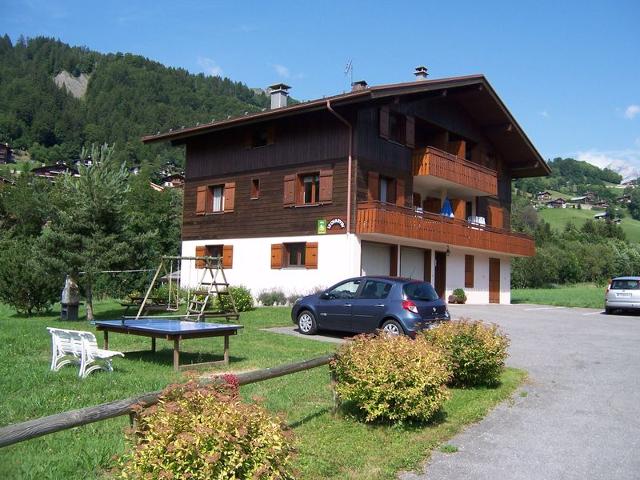Spacious 2-BR Apartment in Le Grand-Bornand - Near Ski Slopes and Village Center FR-1-467-76 - Le Grand Bornand