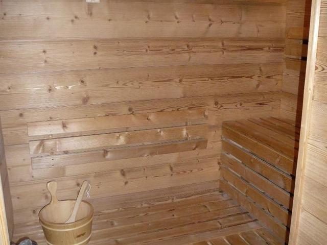 Charming Mountain Retreat: Cozy 6-Person Apartment with Sauna, Wood Stove, and Terrace FR-1-467-87 - Le Grand Bornand