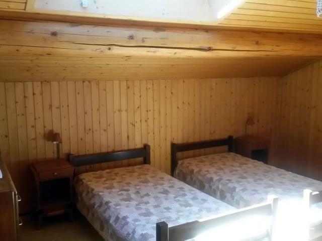 Spacious chalet for 12, near slopes and shuttle, private parking FR-1-467-121 - Le Grand Bornand