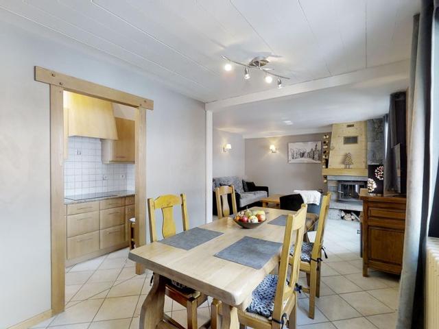 Ski-In/Ski-Out 2BR Apartment with Garden, BBQ, and Stunning Mountain Views FR-1-467-55 - Le Grand Bornand