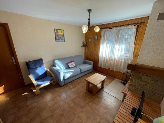 Cosy Apt for 5 with Mountain View, Garage, Pet-Friendly, Near Ski Slopes - Le Grand-Bornand FR-1-467-77 - Le Grand Bornand