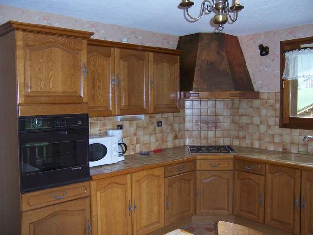 Cosy Apt for 5 with Mountain View, Garage, Pet-Friendly, Near Ski Slopes - Le Grand-Bornand FR-1-467-77 - Le Grand Bornand