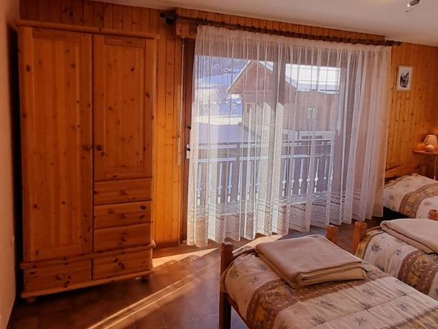 Cosy Apt for 5 with Mountain View, Garage, Pet-Friendly, Near Ski Slopes - Le Grand-Bornand FR-1-467-77 - Le Grand Bornand