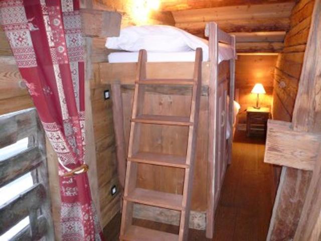 Spacious 160m² Apt for 12 with Jacuzzi, Sauna, Terrace, Garden, 300m from Village Center FR-1-467-89 - Le Grand Bornand