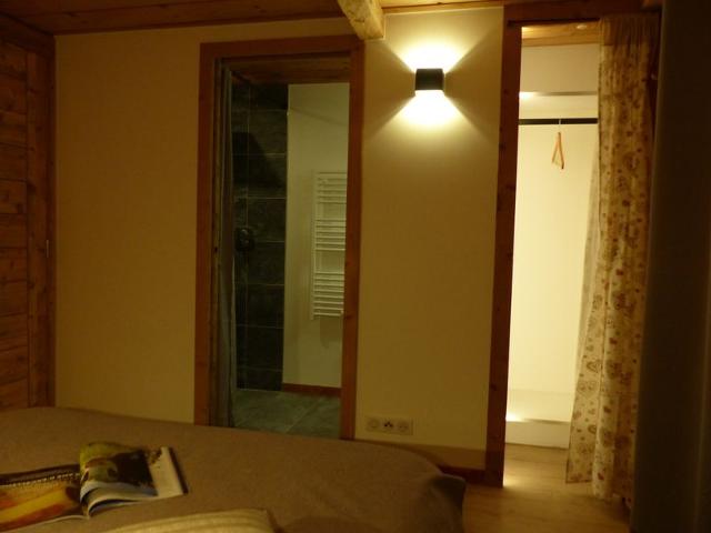 Stunning 4-Star Apartment: Mountain Views, Hot Tub, Near Ski Slopes, Sleeps 10 FR-1-467-100 - Le Grand Bornand