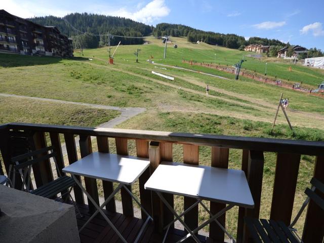 Renovated studio at the foot of the slopes with balcony and equipped kitchen FR-1-755-9 - Plagne Montalbert
