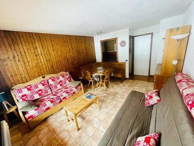 Cozy Studio for 4 with Balcony near Grand Bornand Center, Private Parking, Close to Ski Slopes FR-1-467-118 - Le Grand Bornand