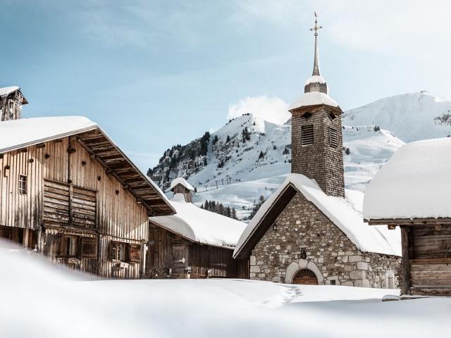 Cozy Studio for 4 with Balcony near Grand Bornand Center, Private Parking, Close to Ski Slopes FR-1-467-118 - Le Grand Bornand