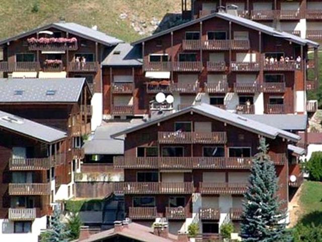 Modern apartment in village center with balcony and garage FR-1-459-222 - La Clusaz