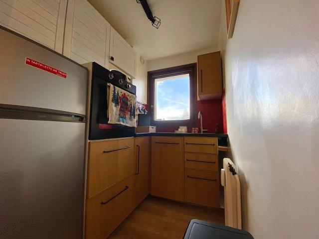 Renovated apartment in village center with balcony and skibus access FR-1-624-145 - Samoëns