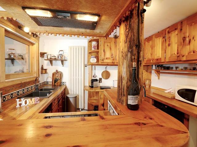 Traditional chalet 6 ppl, ski-in/ski-out, Courchevel 1850, Wi-Fi FR-1-575-212 - Courchevel 1850
